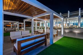 Kamari Beach Hotel - All inclusive