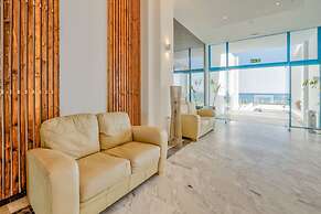 Kamari Beach Hotel - All inclusive