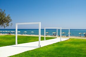 Kamari Beach Hotel - All inclusive