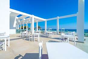 Kamari Beach Hotel - All inclusive