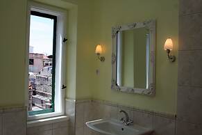 Banica Apartments & Rooms