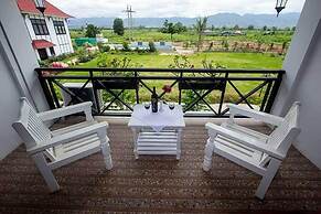 White Orchid Hotel