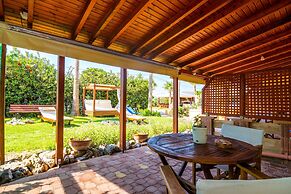 Thalassa Apartments