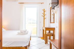 Thalassa Apartments
