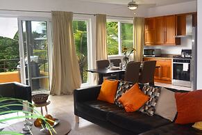 Infiniti Blu Luxury Ocean Front Condos
