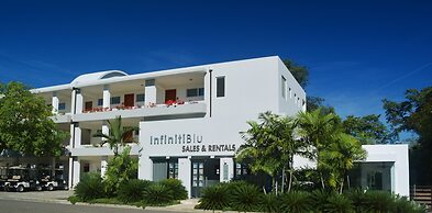 Infiniti Blu Luxury Ocean Front Condos