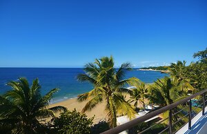 Infiniti Blu Luxury Ocean Front Condos
