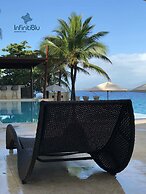 Infiniti Blu Luxury Ocean Front Condos