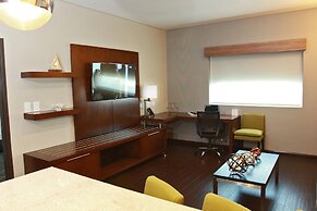 Holiday Inn Express & Suites Mexicali by IHG