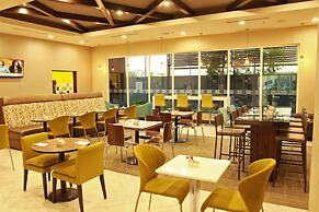 Holiday Inn Express & Suites Mexicali by IHG