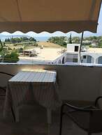 Alexandros Apartments