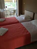 Alexandros Apartments