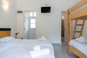 Wilde Rose Hotel