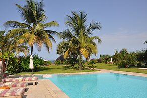 Leo's Beach Hotel & Restaurant - Adults Only
