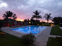 Leo's Beach Hotel & Restaurant - Adults Only