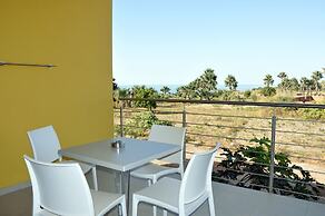 Leo's Beach Hotel & Restaurant - Adults Only