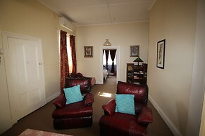 Olinda Country Cottages