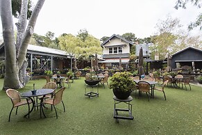 Oakdene Vineyards Guesthouse