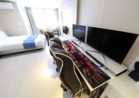 Joy Hotel