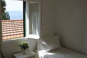 Zefiros Traditional Hotel