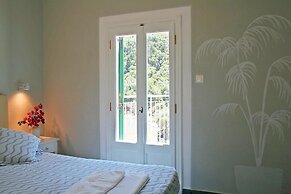 Zefiros Traditional Hotel