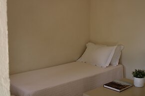 Zefiros Traditional Hotel