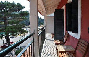 Zefiros Traditional Hotel