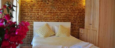 Zefiros Traditional Hotel
