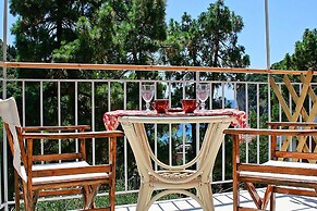 Zefiros Traditional Hotel