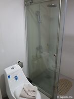 Lucky 9 Budget Hotel