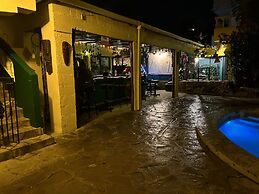 Coco Hotel