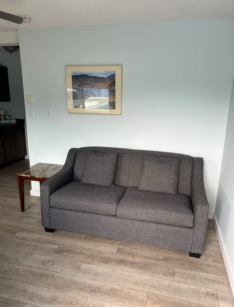Golden Sands Resort Motel