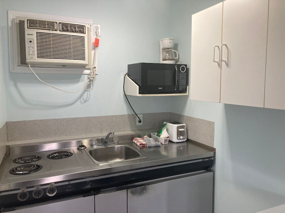 Golden Sands Resort Motel