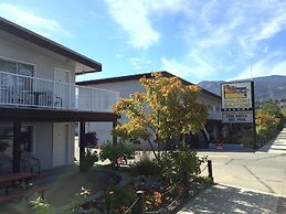 Golden Sands Resort Motel