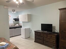 Golden Sands Resort Motel
