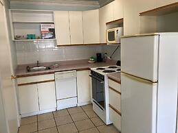 Golden Sands Resort Motel