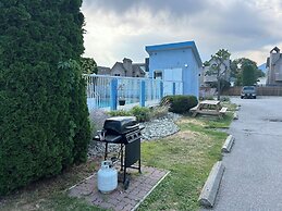 Golden Sands Resort Motel