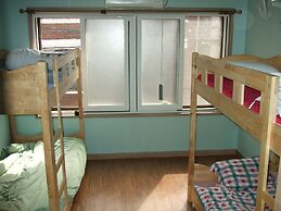 Birdsnest Hostel Hongdae