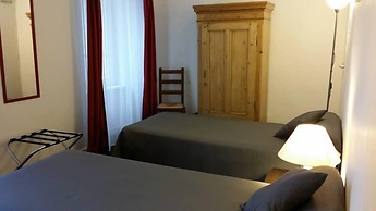 Hôtel La Roche du Marais