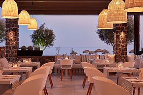Aqua Blue Hotel