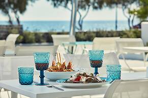 Aqua Blue Hotel