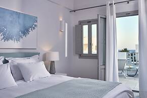 Aqua Blue Hotel
