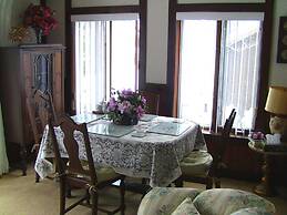 A Valley View Bed & Breakfast