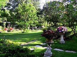 A Valley View Bed & Breakfast
