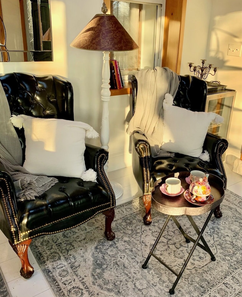 Plantation House Bed & Breakfast