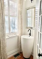 Plantation House Bed & Breakfast
