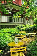 Plantation House Bed & Breakfast