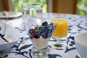 Plantation House Bed & Breakfast