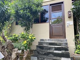 Villa Anjing 2