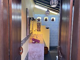 Villa Anjing 2
